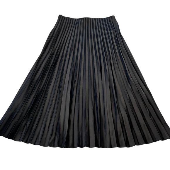 J. Crew Accordion Pleat Black Midi Skirt - Picture 8 of 11